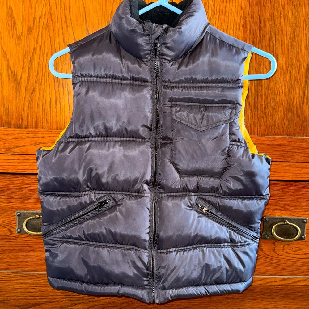 GAP Kids Puffer Vest - Size M